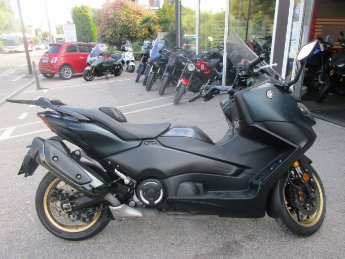 YAMAHA XP T-MAX 560 TECH MAX 4