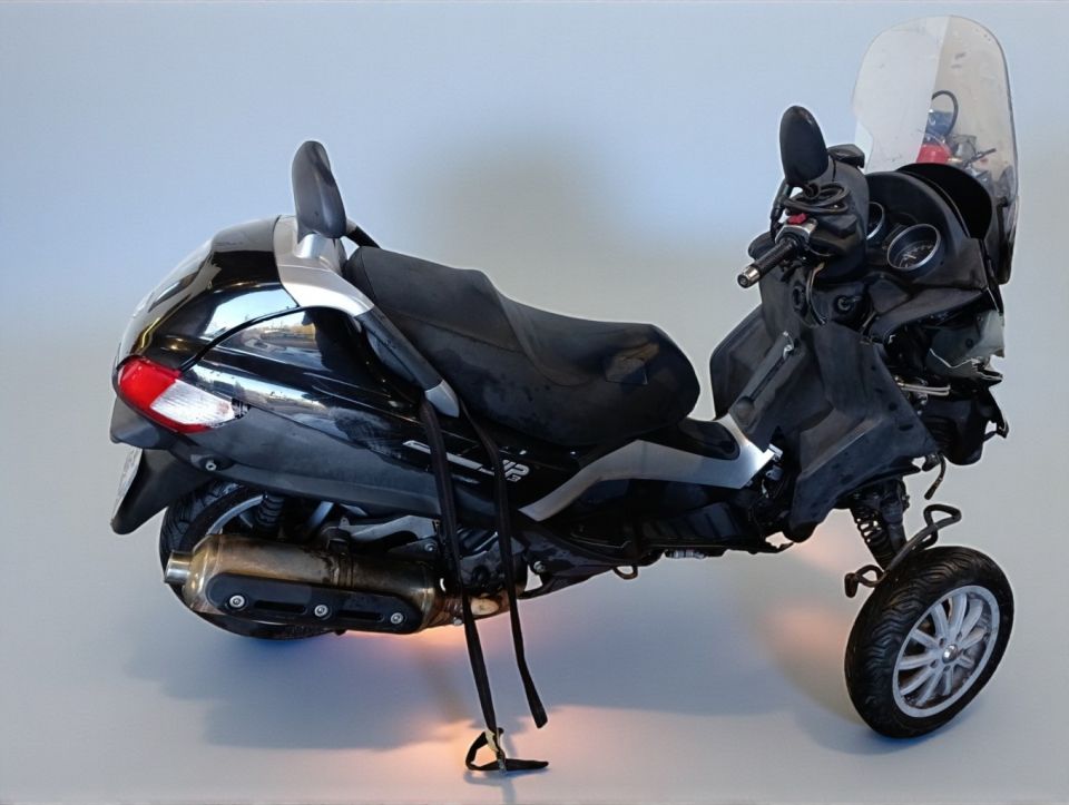 PIAGGIO MP3 400 4
