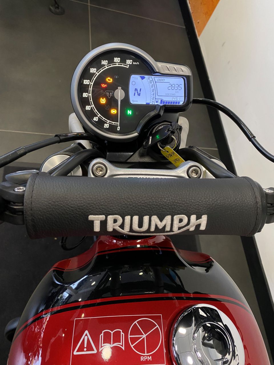 TRIUMPH Scrambler 400 X 4