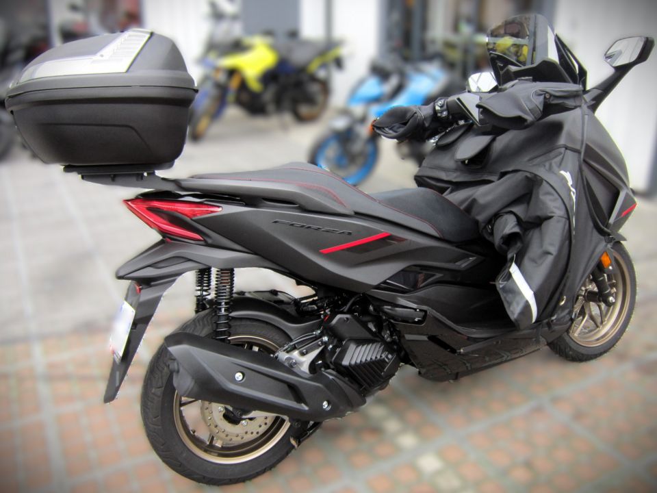 HONDA NSS FORZA 125 4