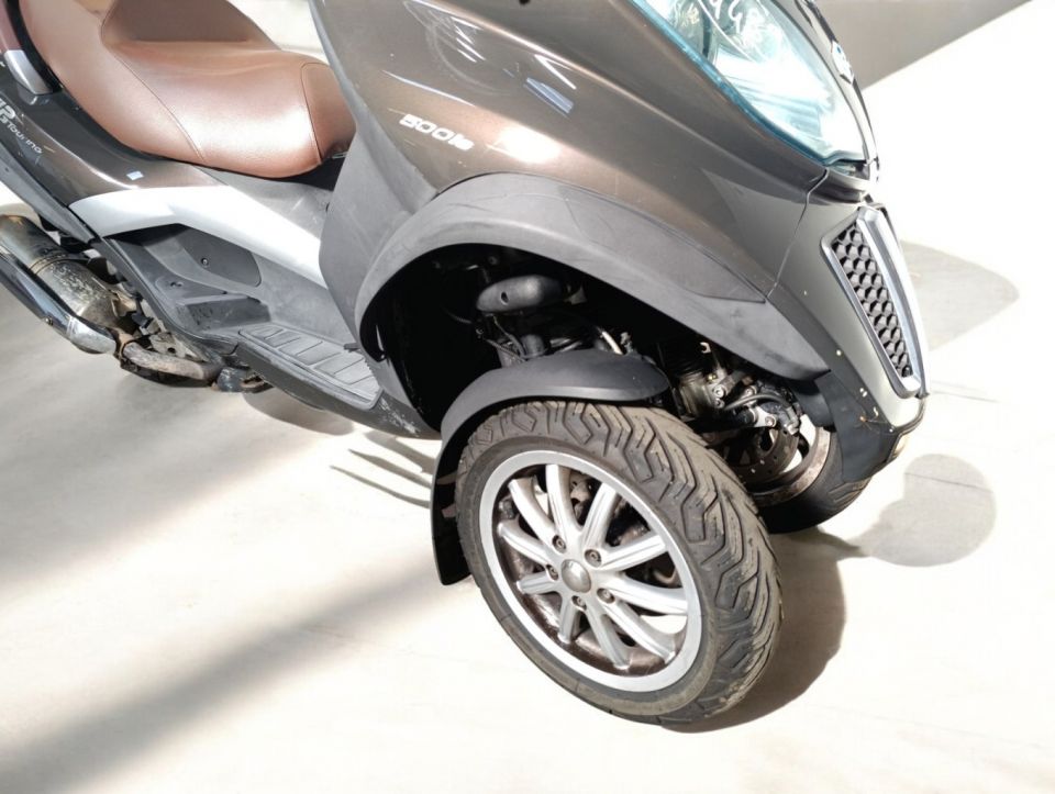 PIAGGIO MP3 500 4