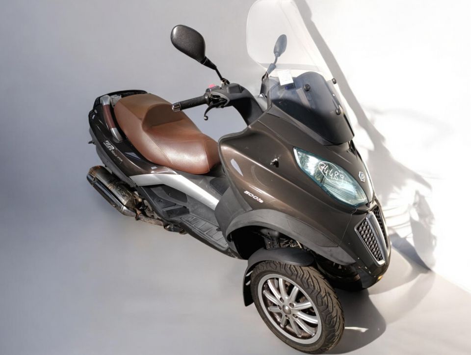 PIAGGIO MP3 500 4