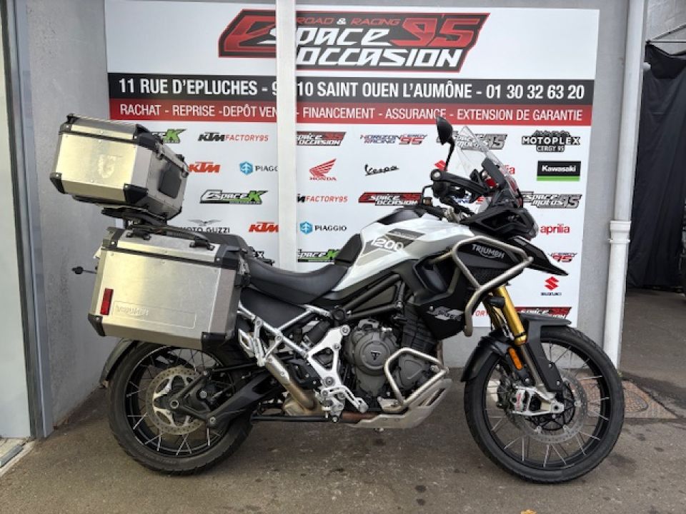 TRIUMPH TIGER 1200 RALLY PRO 4