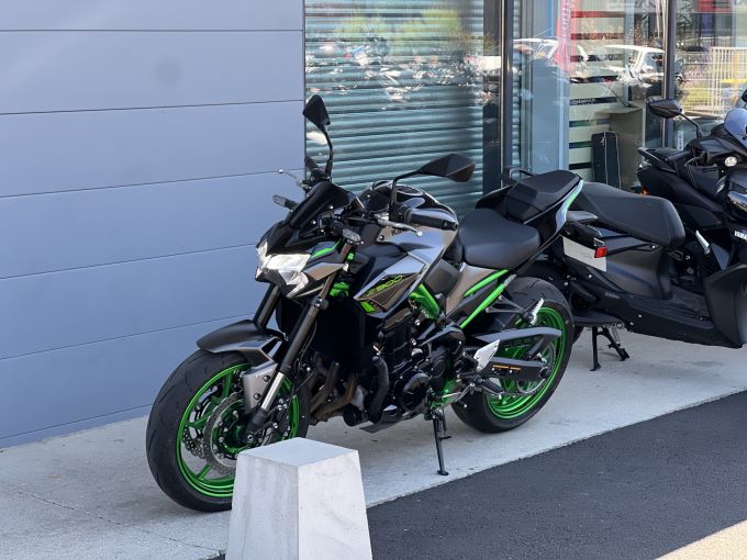 KAWASAKI Z 900 4