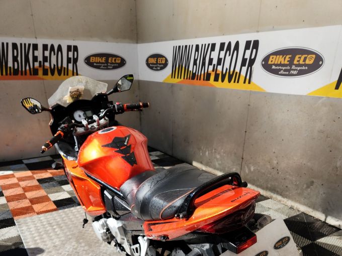 SUZUKI GSX650F 4