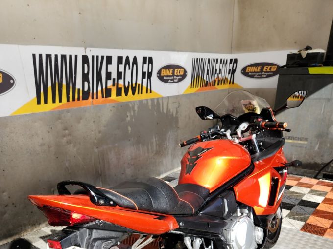 SUZUKI GSX650F 4