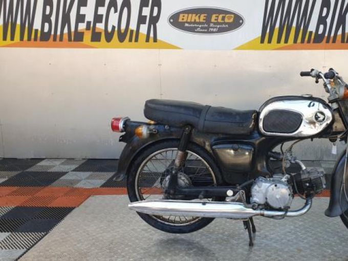 HONDA C201 4