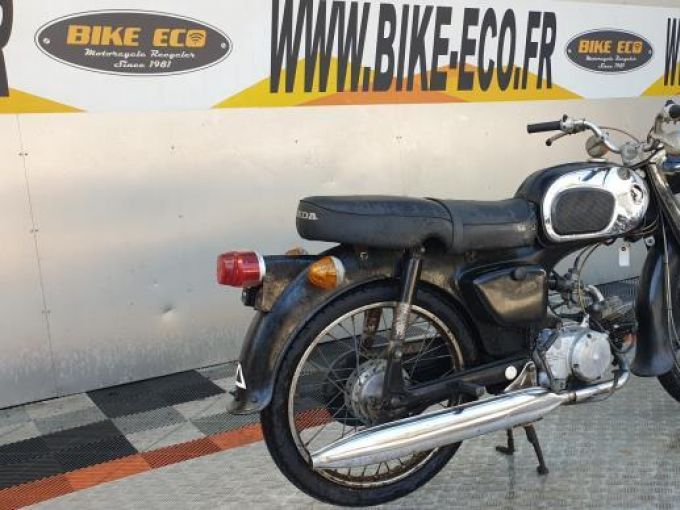HONDA C201 4