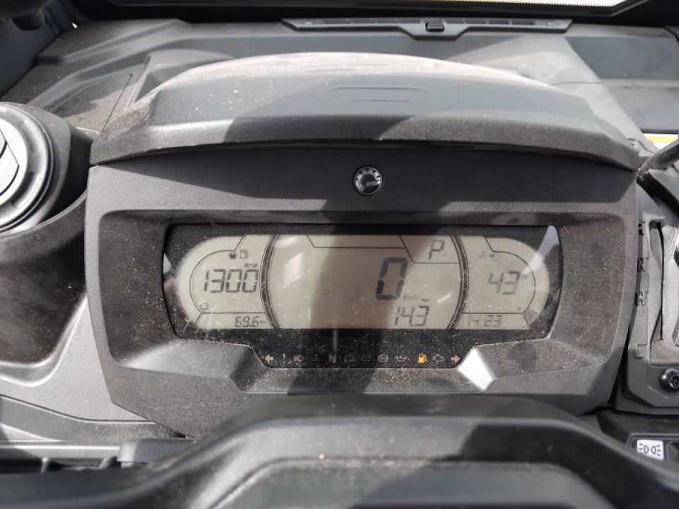 CAN-AM TRAXTER HD10 4