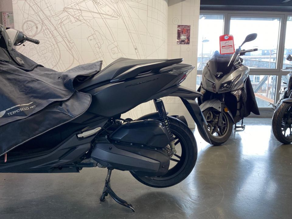 HONDA NSS FORZA 125 4