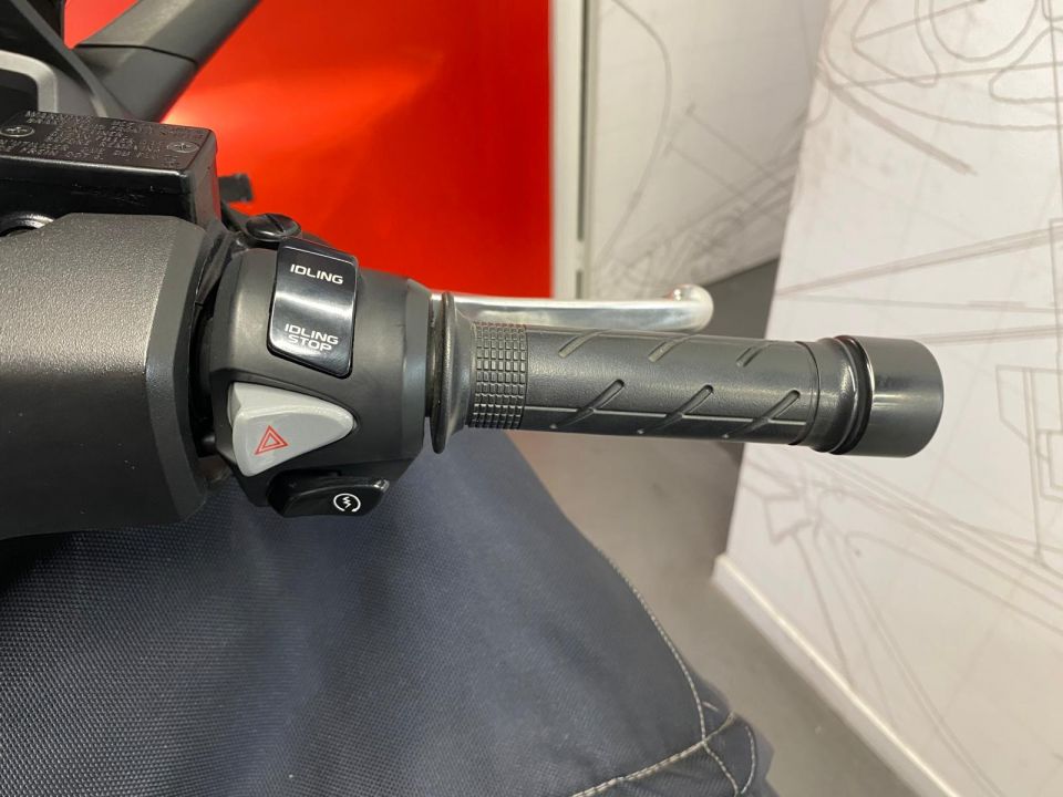 HONDA NSS FORZA 125 4