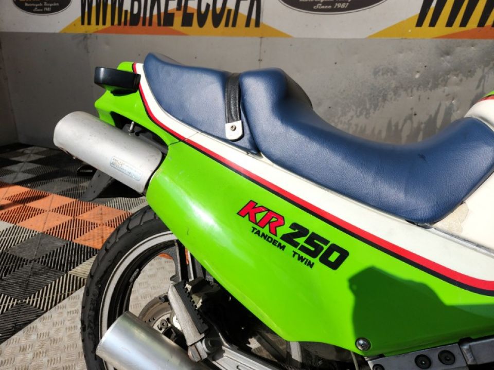 KAWASAKI KR 4