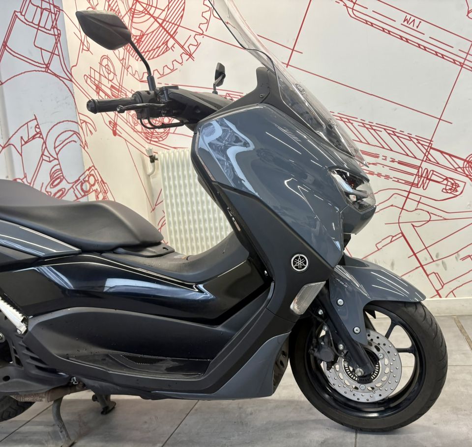 YAMAHA NMAX 125 4