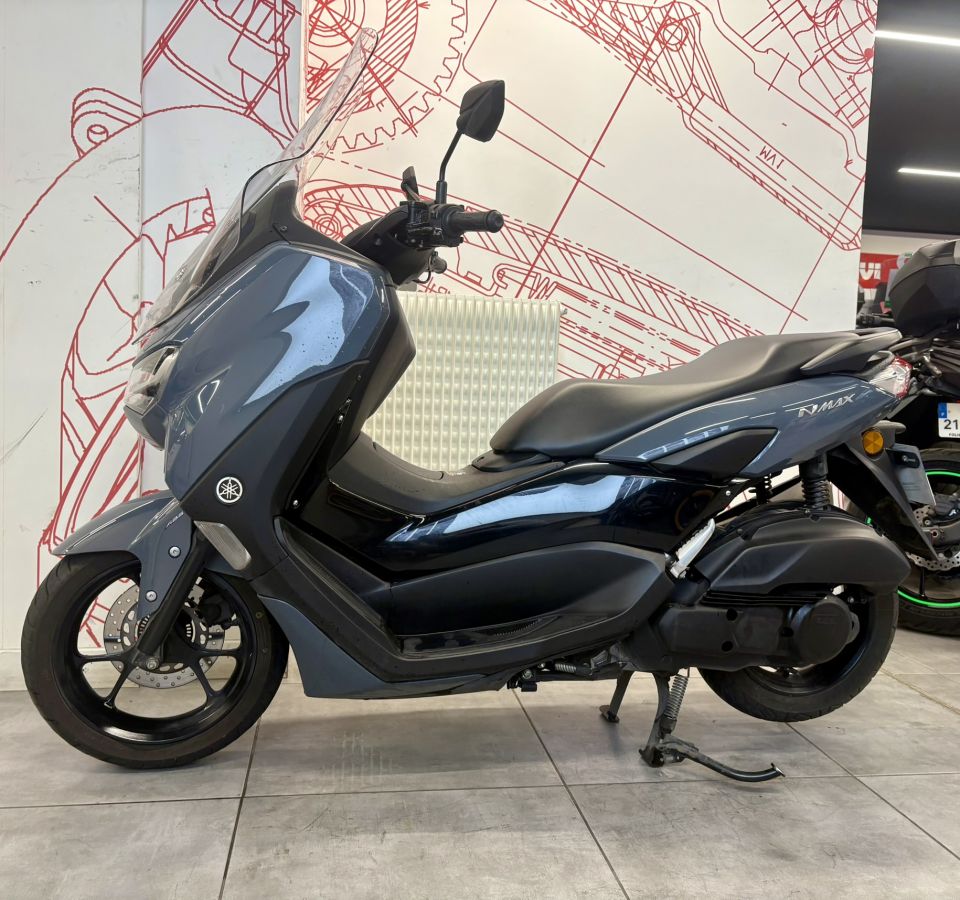 YAMAHA NMAX 125 4