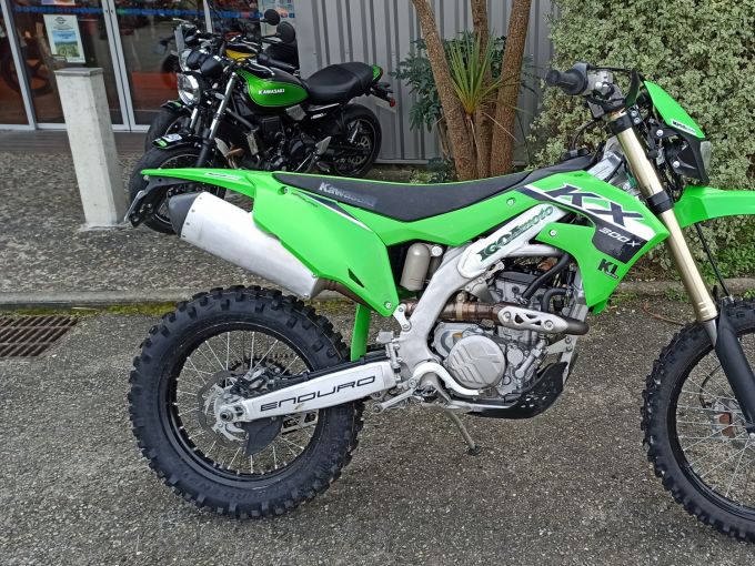 KAWASAKI KX 4