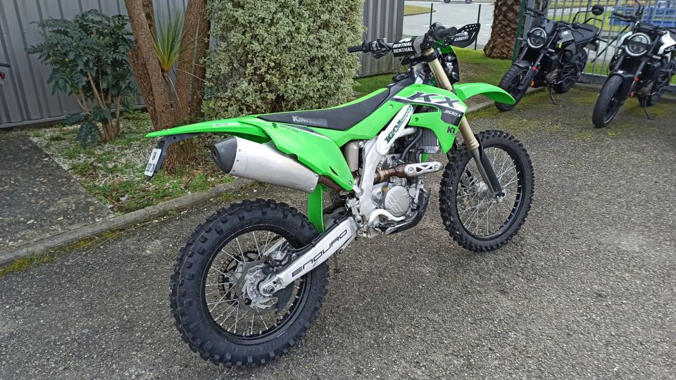 KAWASAKI KX 4