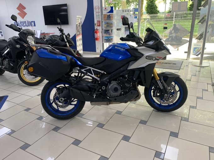 SUZUKI GSX-S 1000 GX 4