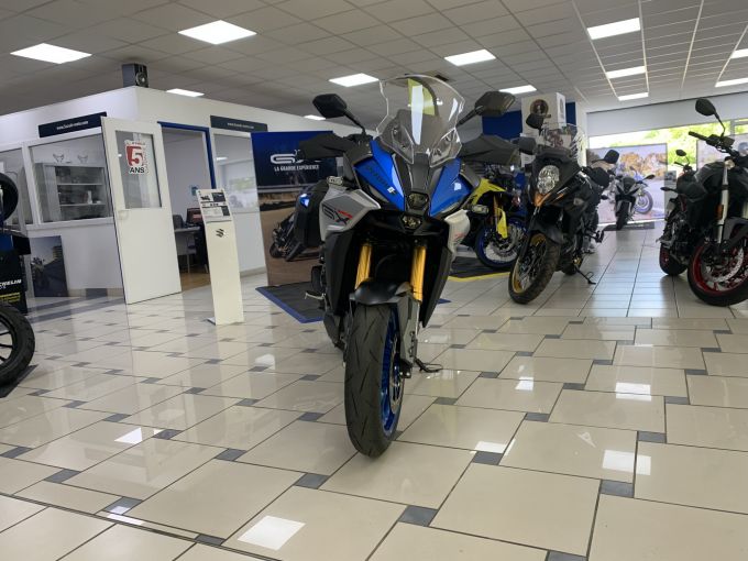 SUZUKI GSX-S 1000 GX 4