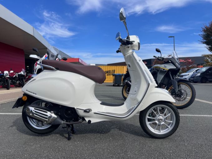 PIAGGIO VESPA PRIMAVERA 125 4