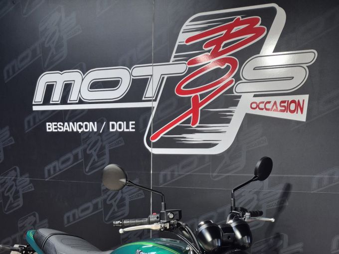 KAWASAKI Z 650 RS 4