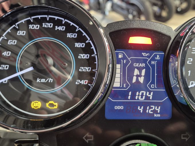 KAWASAKI Z 650 RS 4