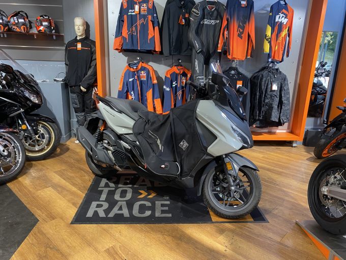HONDA NSS FORZA 125 4