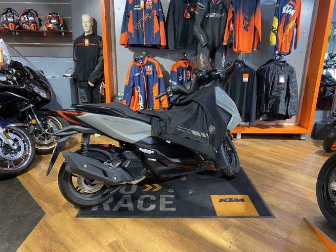 HONDA NSS FORZA 125 4