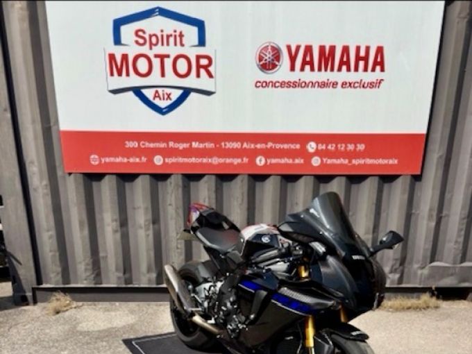 YAMAHA YZF 1000 R1 M 4