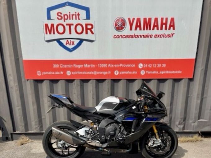 YAMAHA YZF 1000 R1 M 4