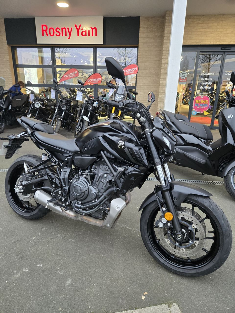 YAMAHA MT-07 (47.5CV) 4