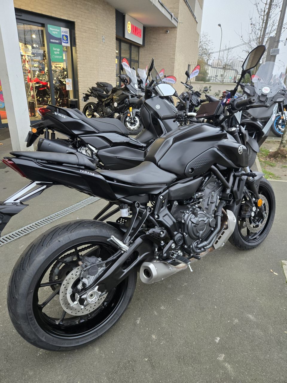 YAMAHA MT-07 (47.5CV) 4