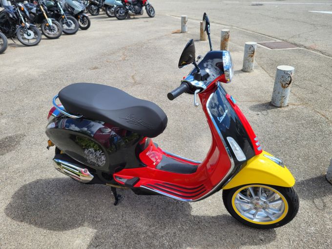 VESPA PRIMAVERA 125 4