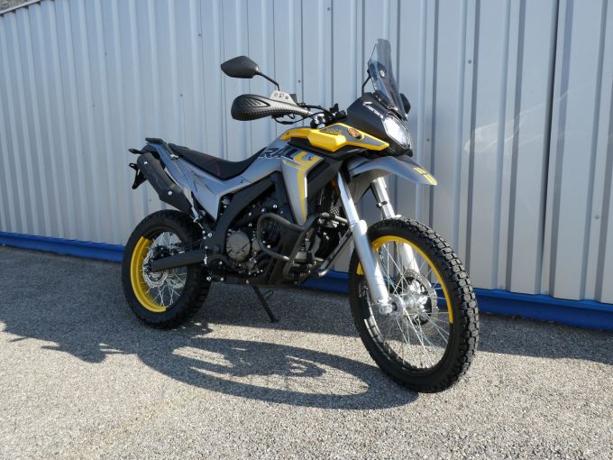 VOGE RALLY 300 4