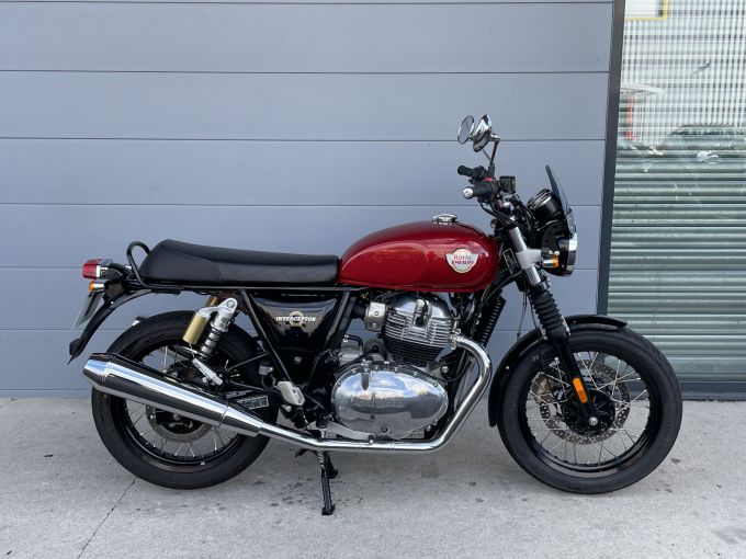 ROYAL ENFIELD INTERCEPTOR 4