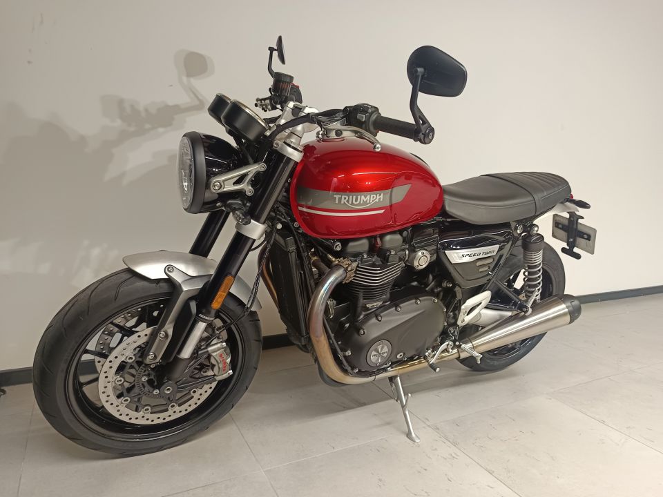 TRIUMPH SPEED TWIN 1200 4