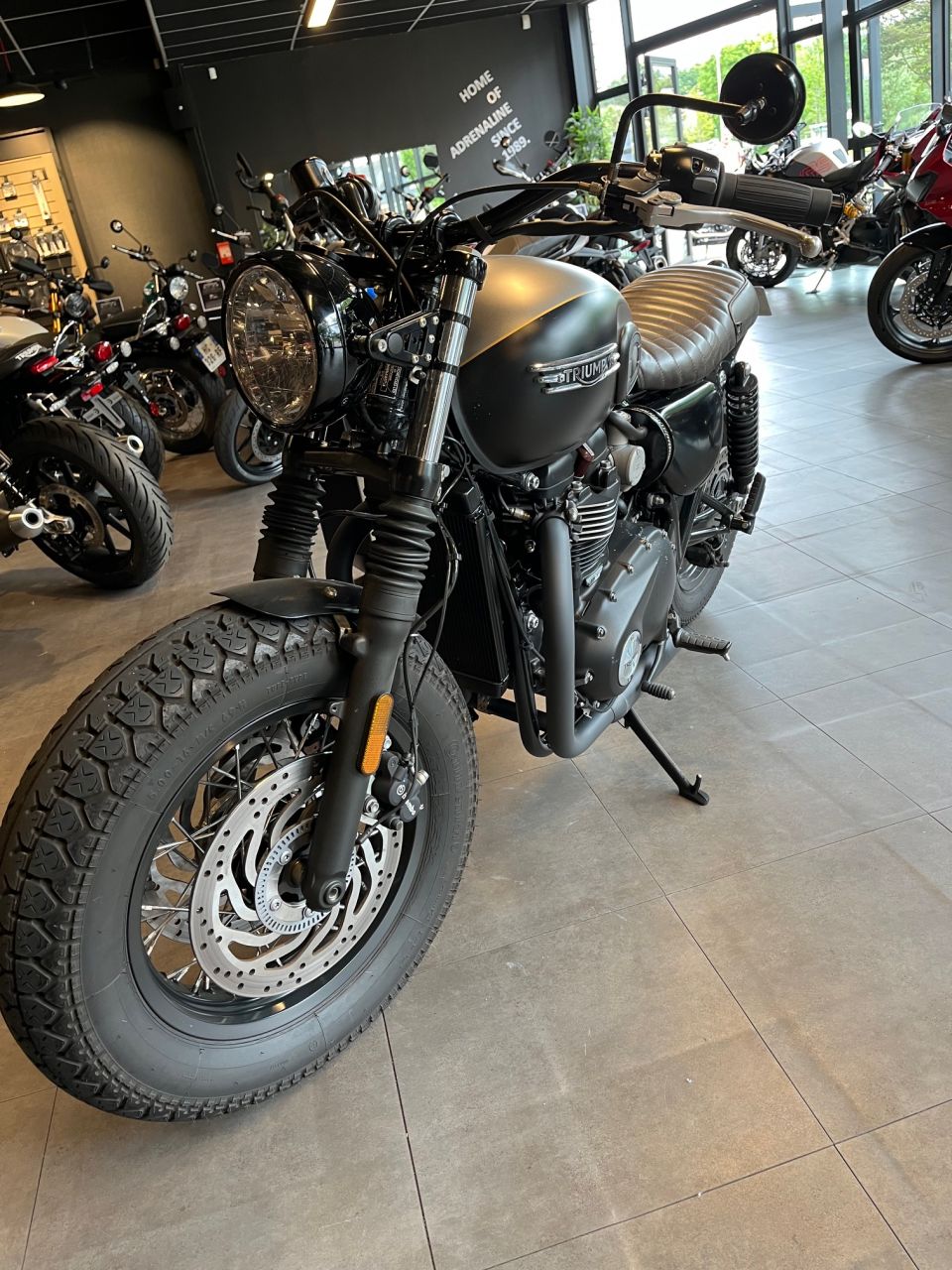 TRIUMPH BONNEVILLE T120 