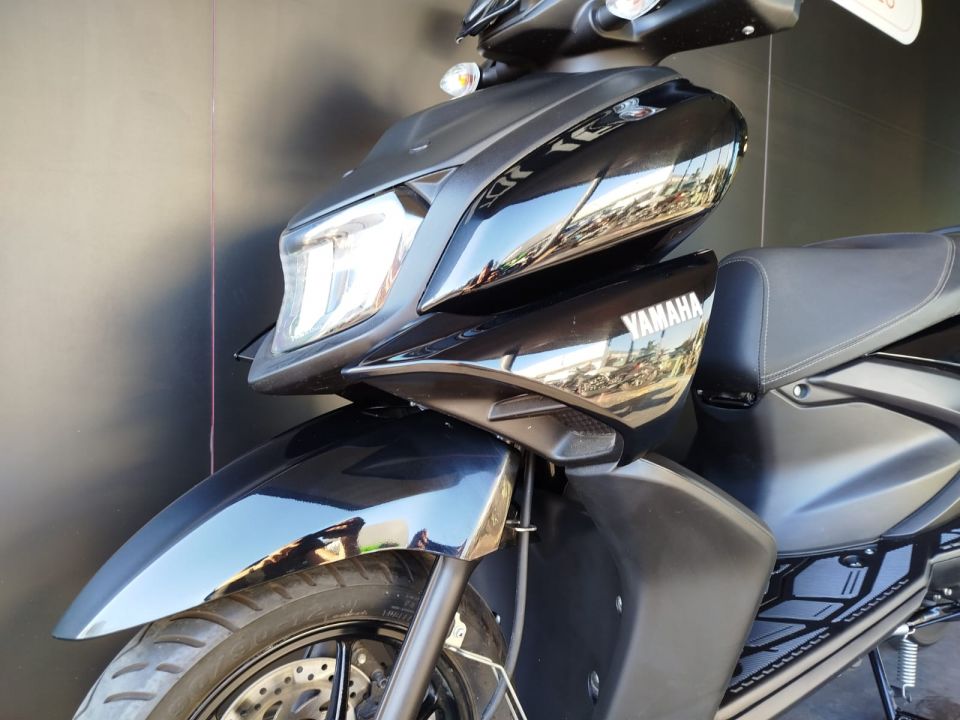 YAMAHA RayZR 125 4