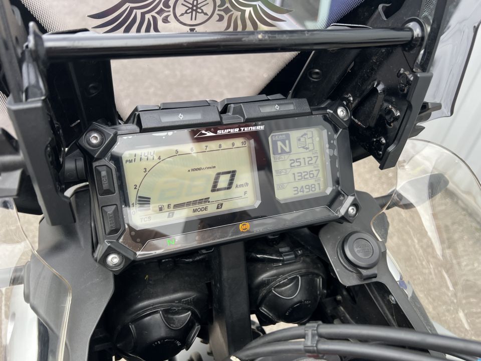 YAMAHA XTZ 1200 E SUPER TENERE 4