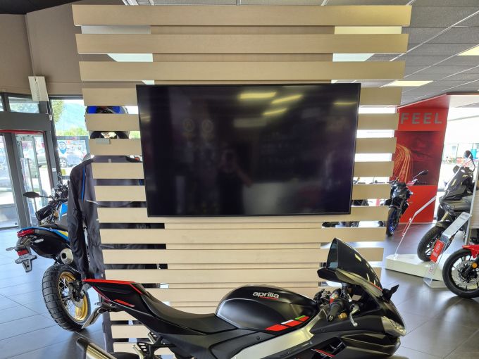 APRILIA RSV4 1100 4