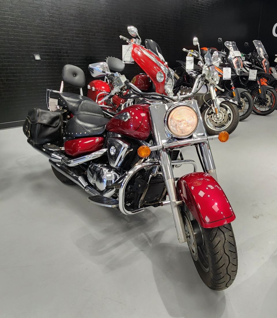 SUZUKI INTRUDER 1500 4