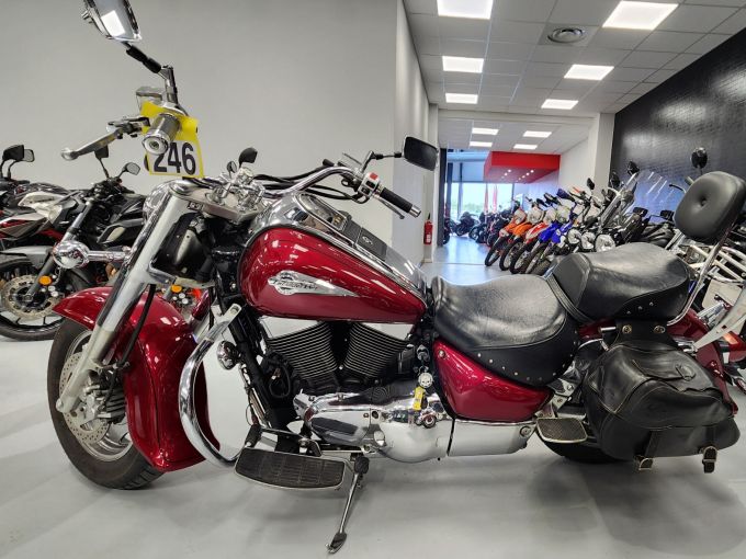 SUZUKI INTRUDER 1500 4