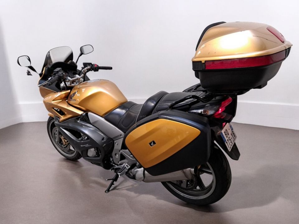 HONDA CBF 1000 4