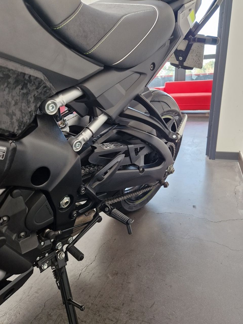 SUZUKI GSX-S 1000 ABS 4