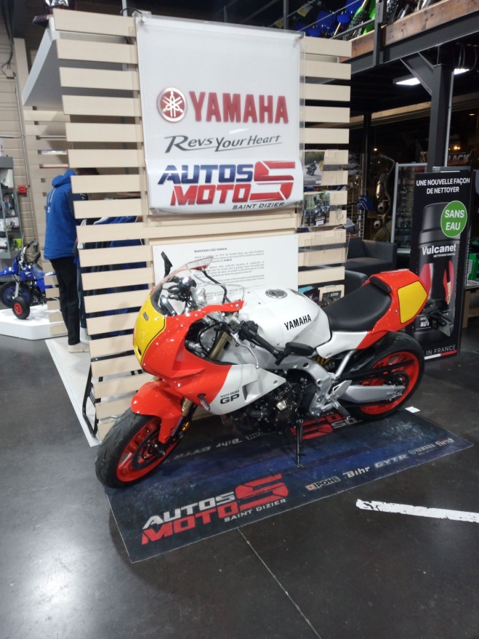 YAMAHA 900 XSR WGP 35 KW 4