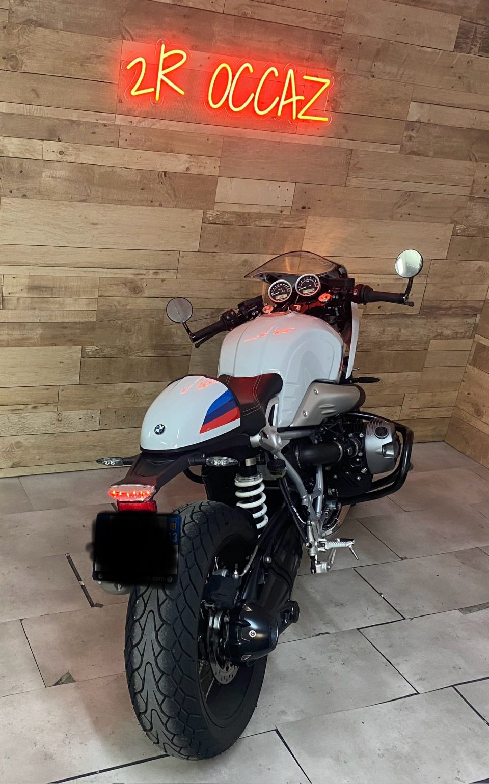BMW R NineT RACER 4