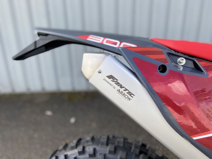 FANTIC XE 300 2T ENDURO 2025 4