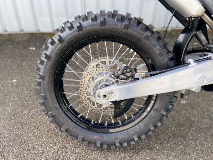 FANTIC XE 300 2T ENDURO 2025 4