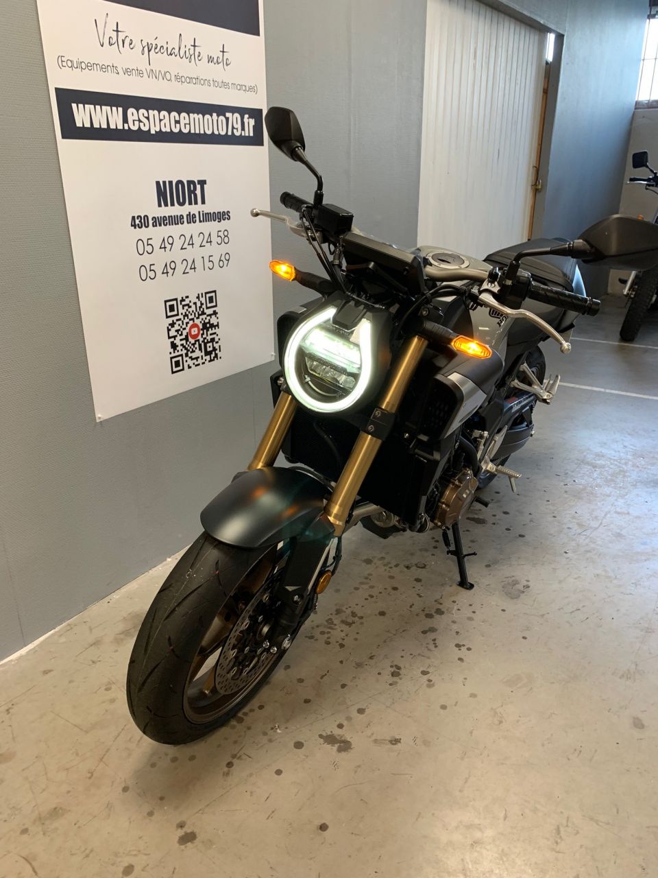 HONDA CB650R Neo Sports Café 4