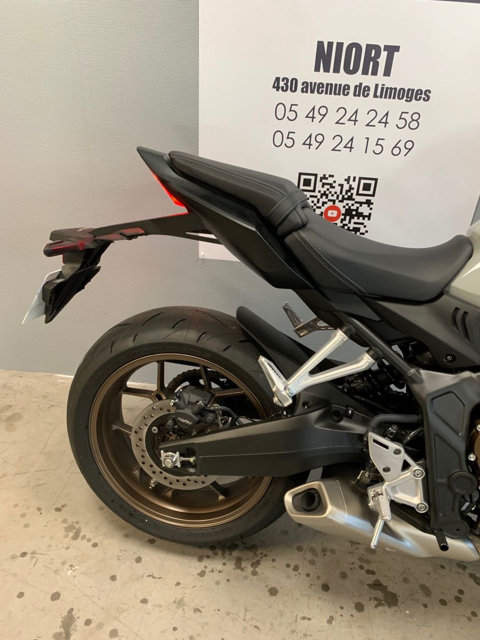 HONDA CB650R Neo Sports Café 4