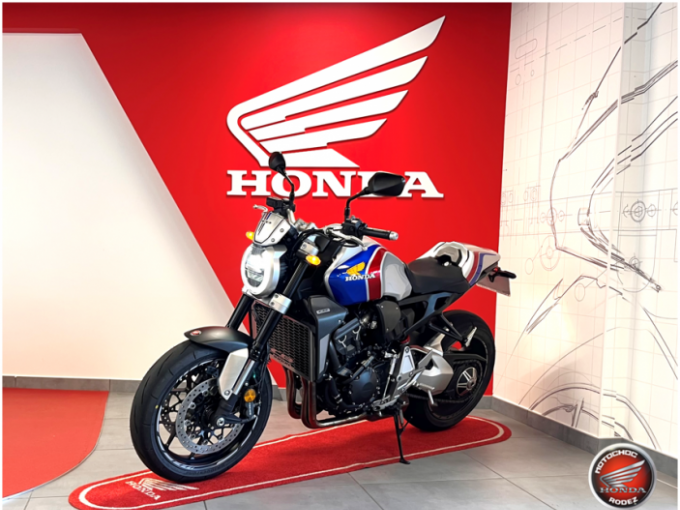 HONDA CB1000R ABS 4